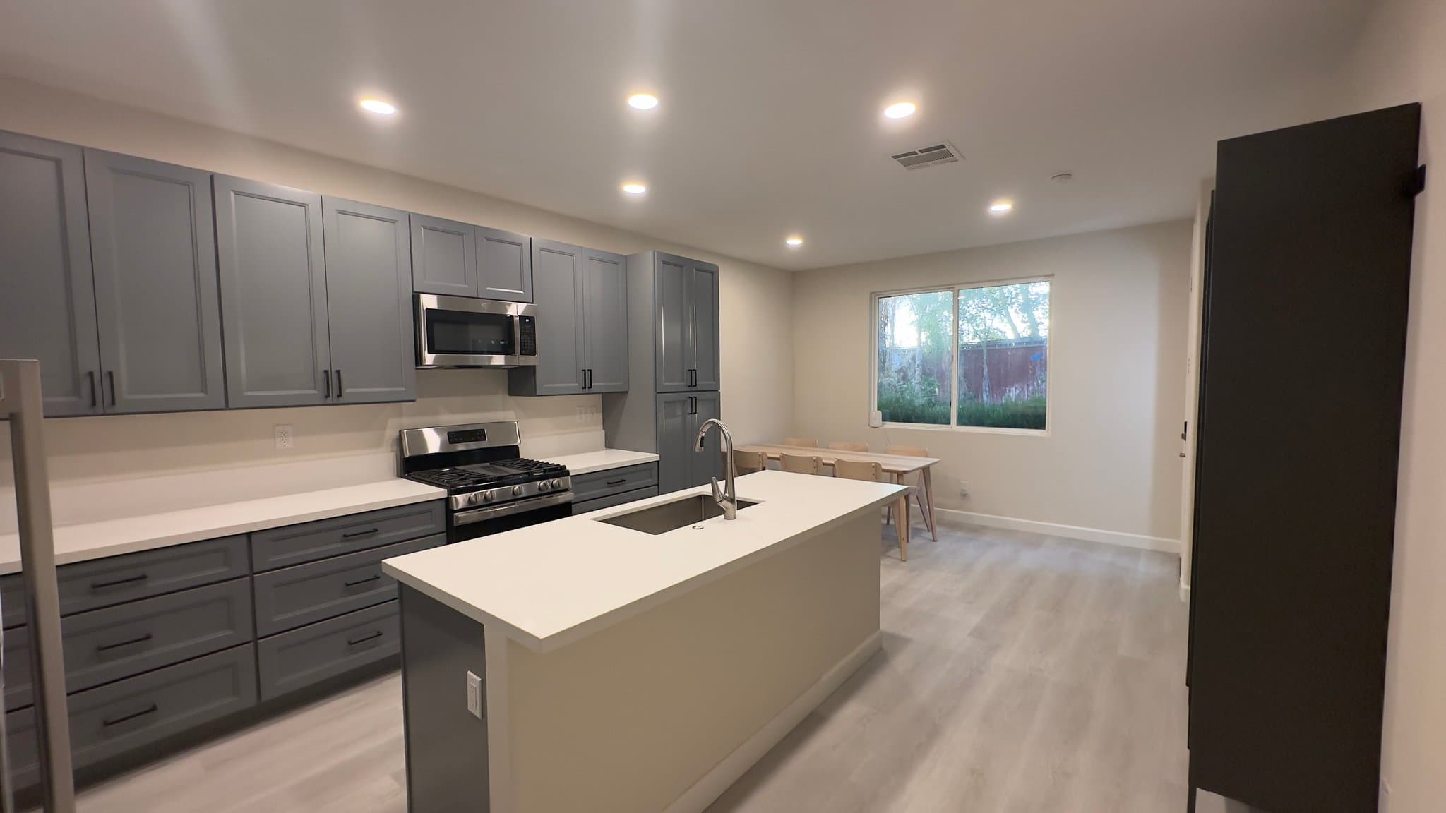 Murrieta Multiplex: 39391 Tiburon Drive