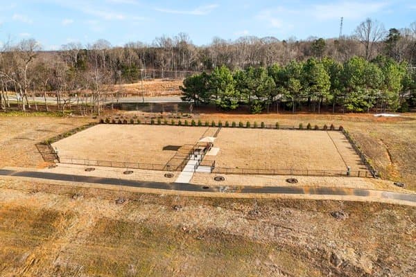 Gastonia House: 7585 Stonehouse Dr
