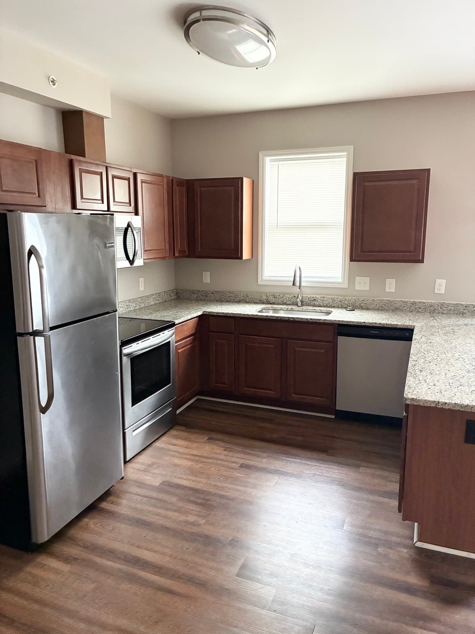 Cincinnati Apartment: 732 Ohio Pike