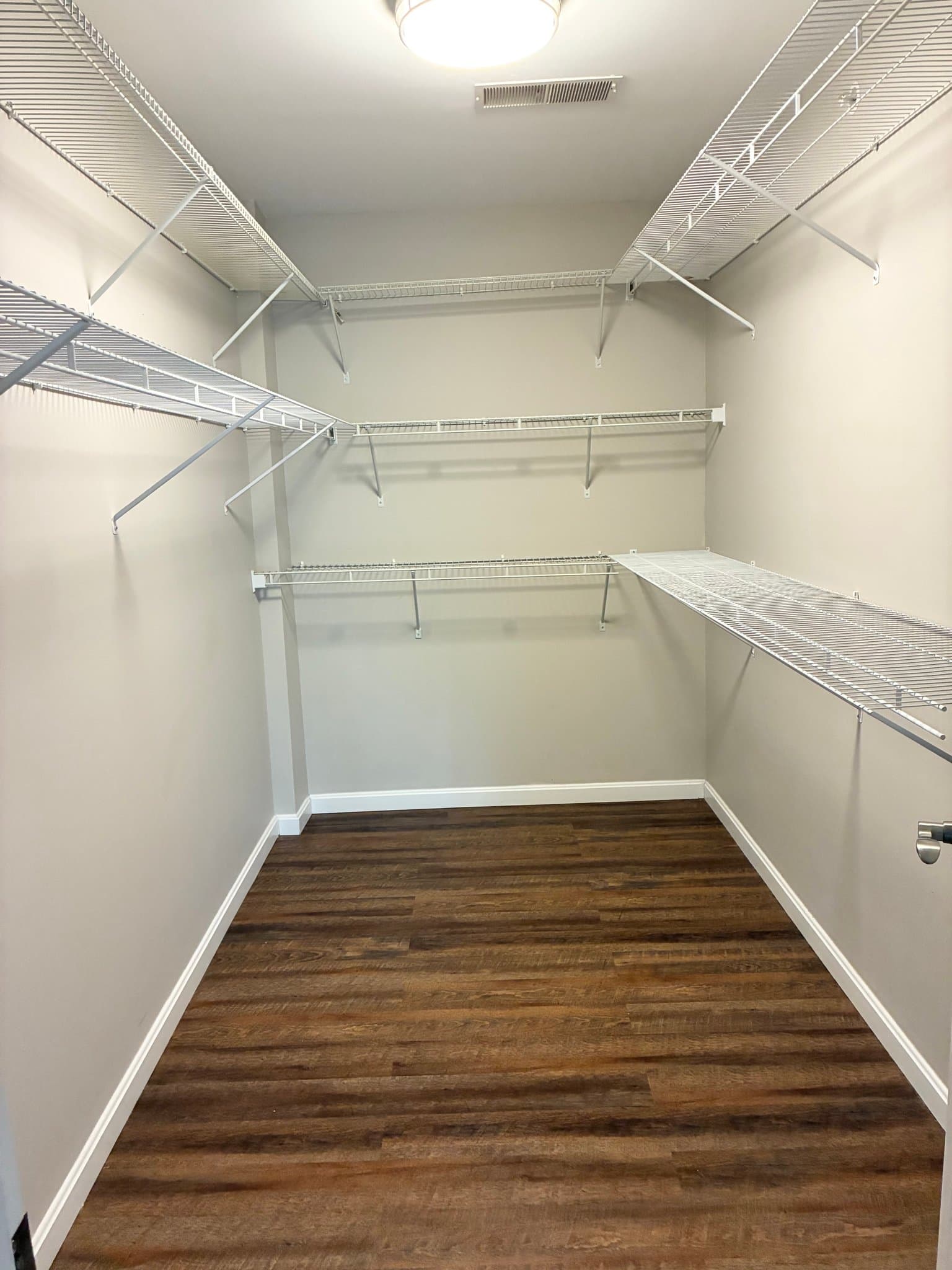 Cincinnati Apartment: 732 Ohio Pike