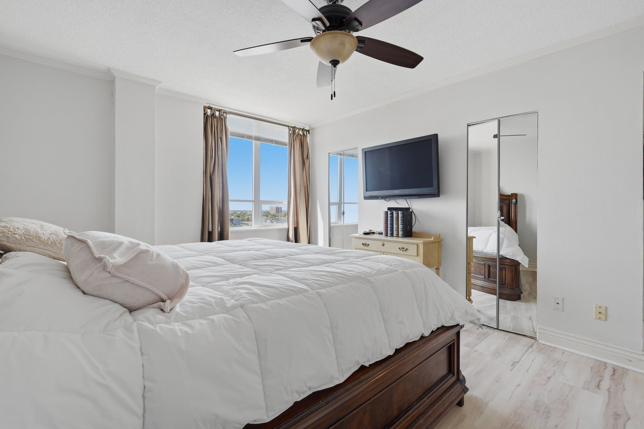 Corpus Christi Condo: 715 S. Upper Broadway