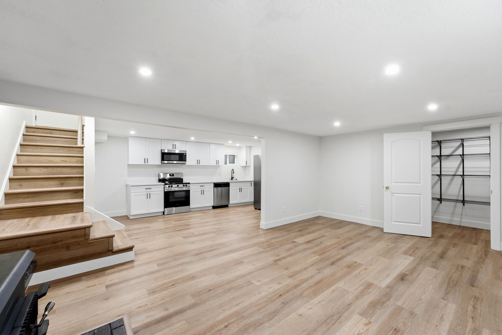 Sandy House: 8284 S 745 E