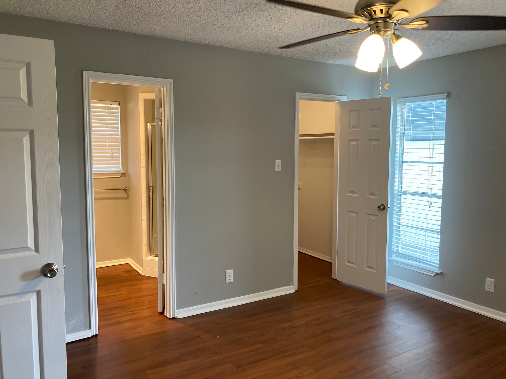 San Antonio House: 4527 Lakebend West Dr