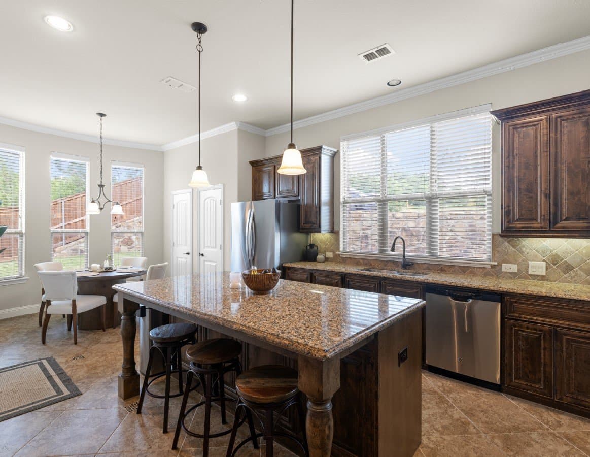 Fort Worth House: 3000 Waterglen Dr