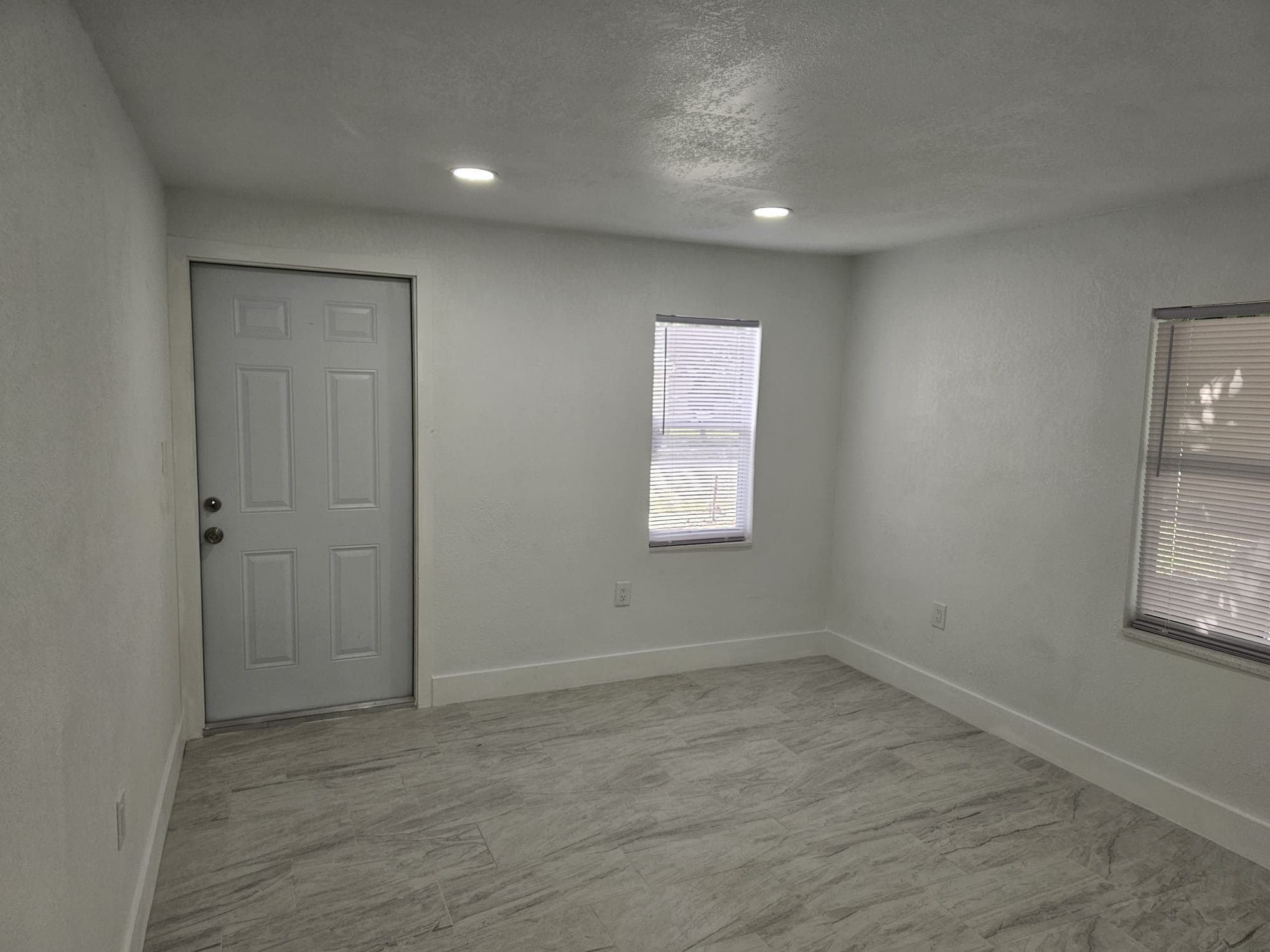 Miami House: 1915 NW 82 ST