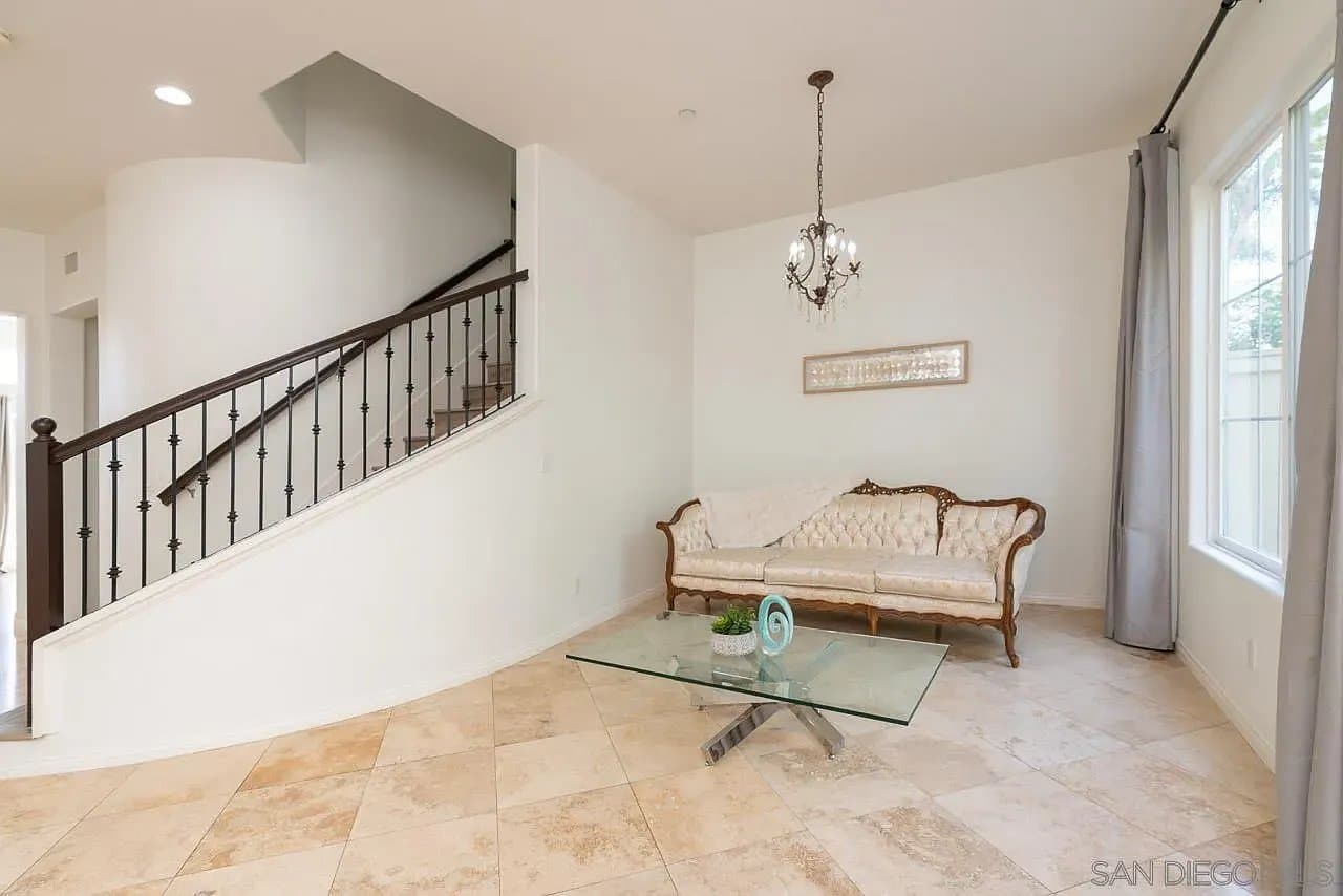 San Diego Townhome: 3822 Quarter Mile Drive, San Diego, CA, USA