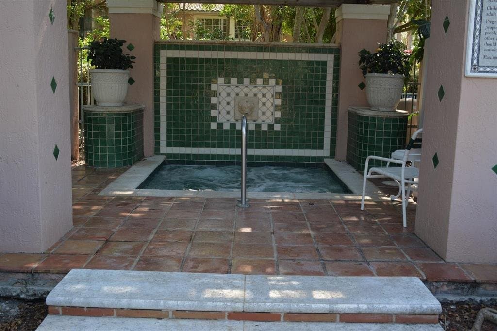 Miramar Condo: 12112 Saint Andrews Pl Florida 33025