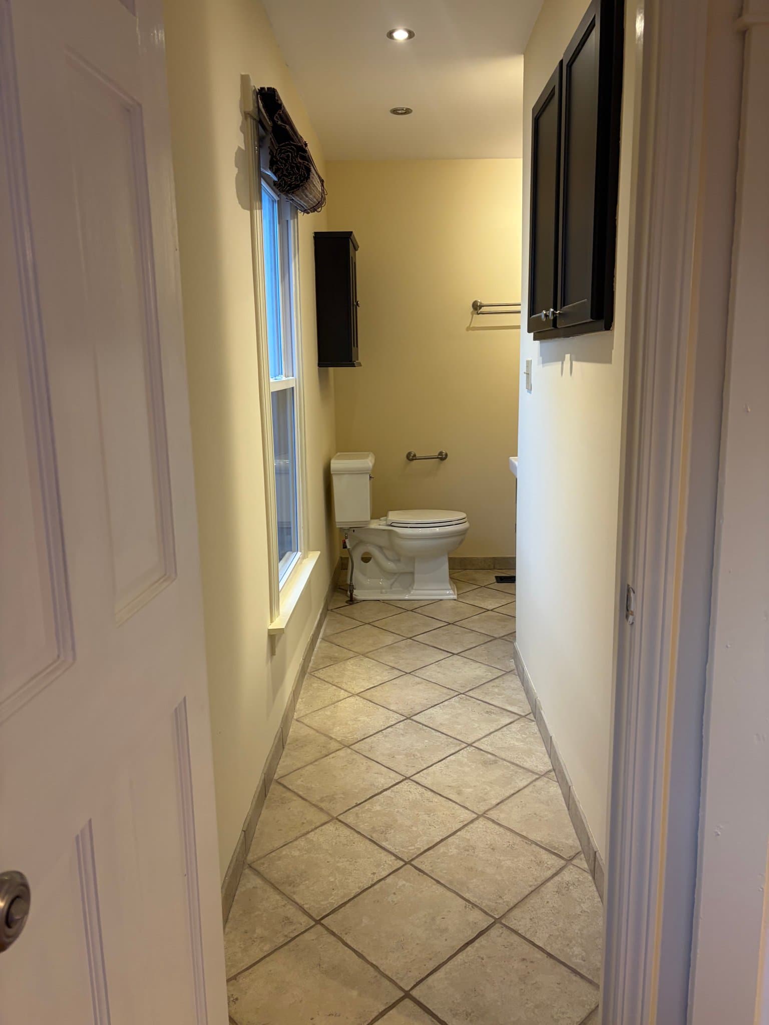 Louisville House: 553 Lilly Ave