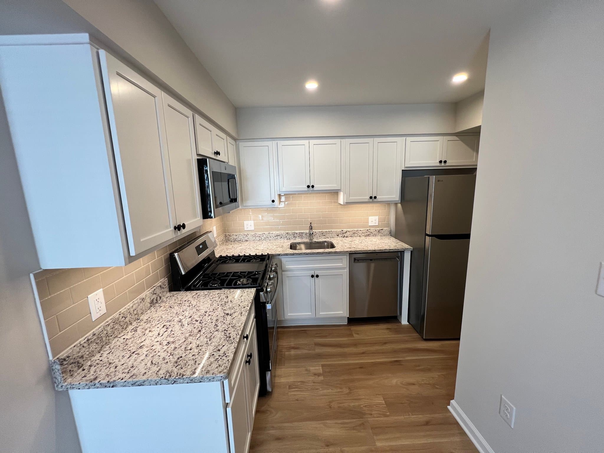 Clifton Heights Multiplex: 514 Gia Cir