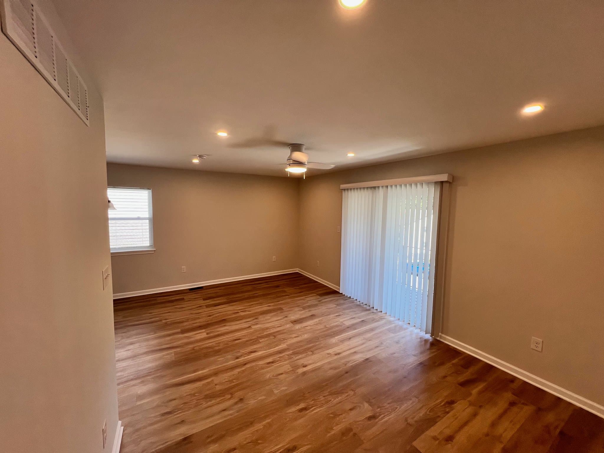 Clifton Heights Multiplex: 514 Gia Cir