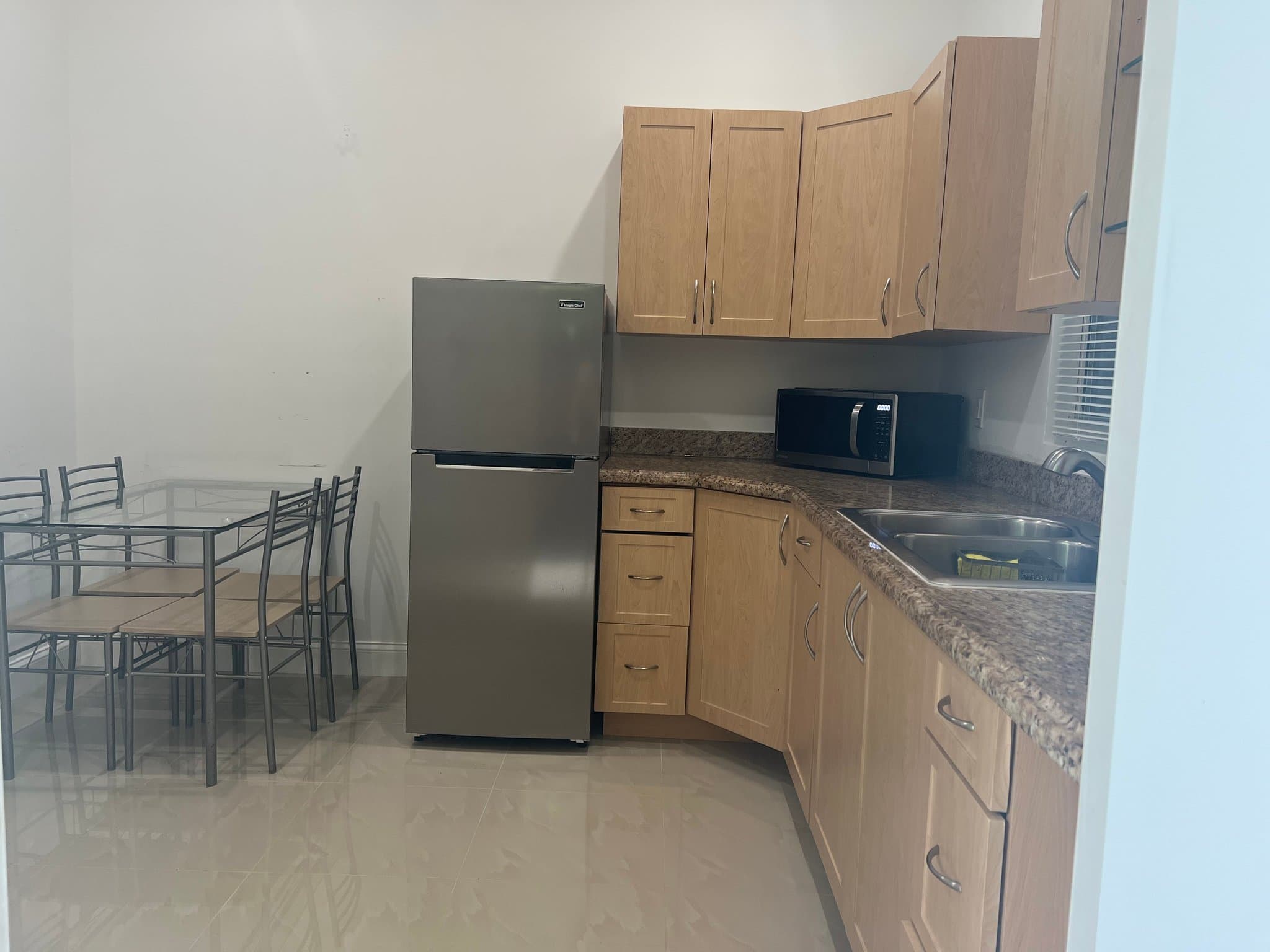 Miami House: 1412 SW 82nd Ct # 2