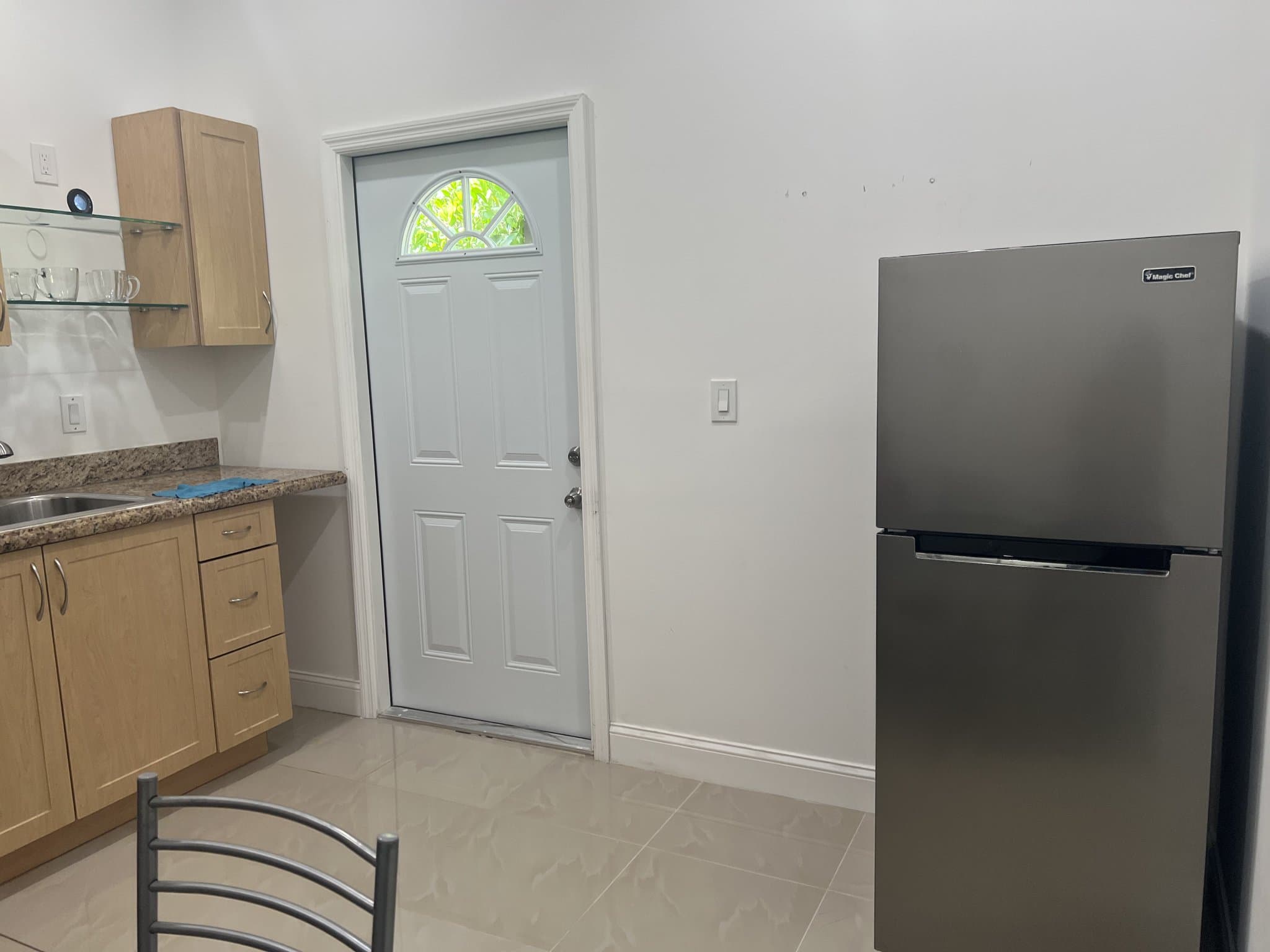 Miami House: 1412 SW 82nd Ct # 2