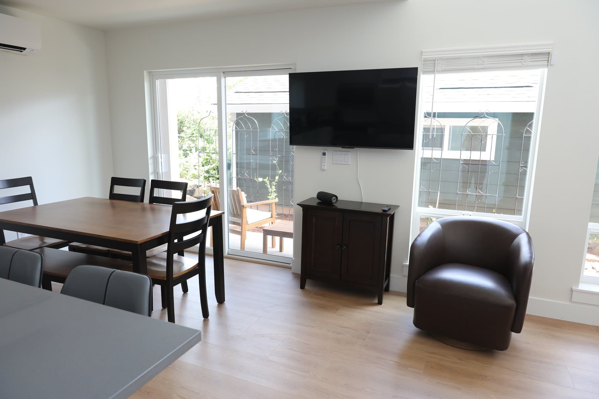 Happy Valley House: 12907 SE Ridgecrest Rd