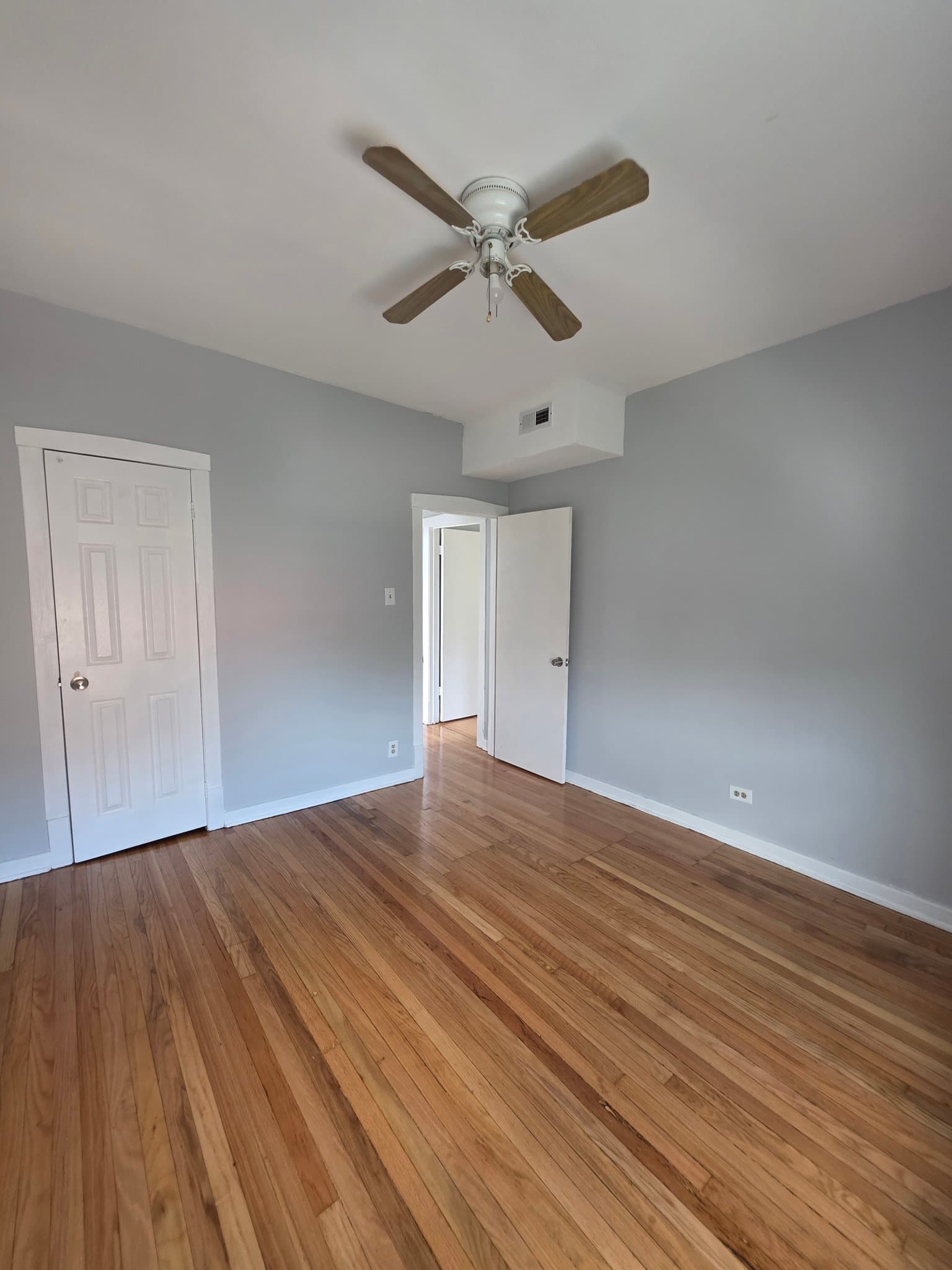 Chicago Apartment: 4315-25 W 15th ST