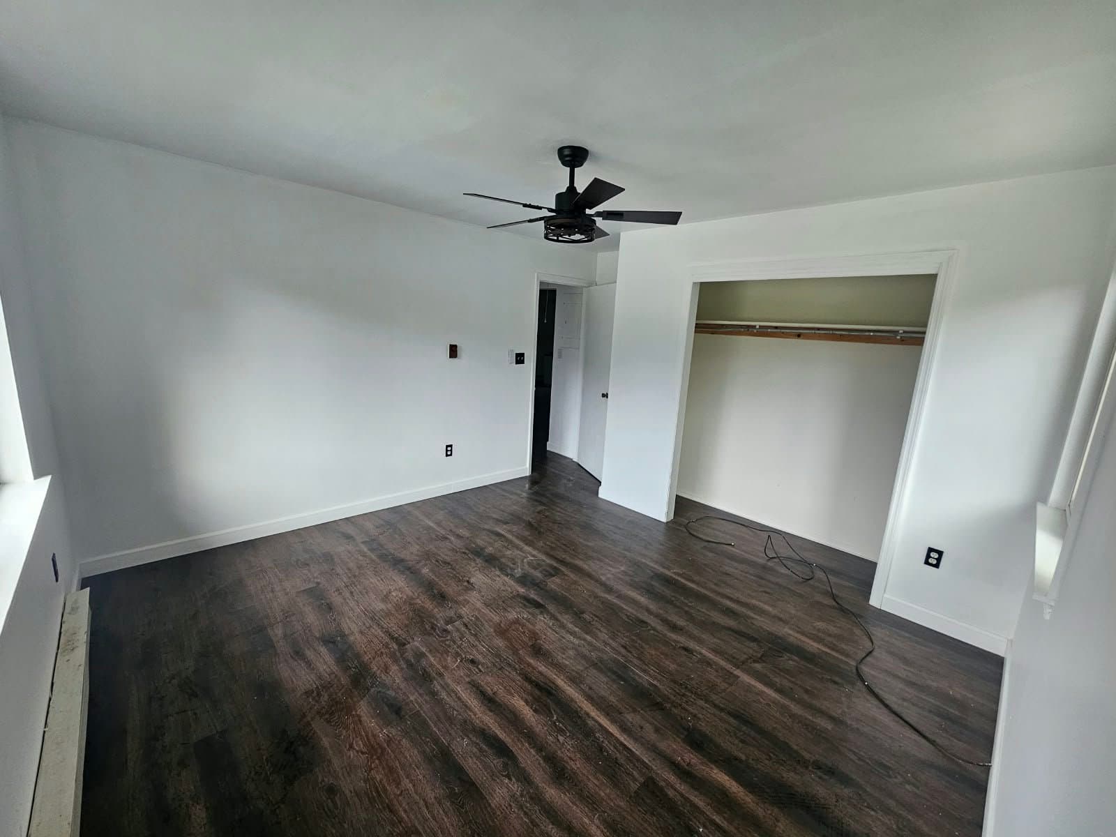 Montague Condo: 216 F Lake Shore North