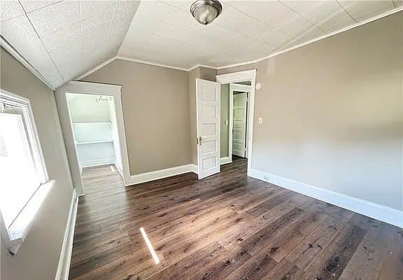 Cleveland House: 11731 Arden Ave