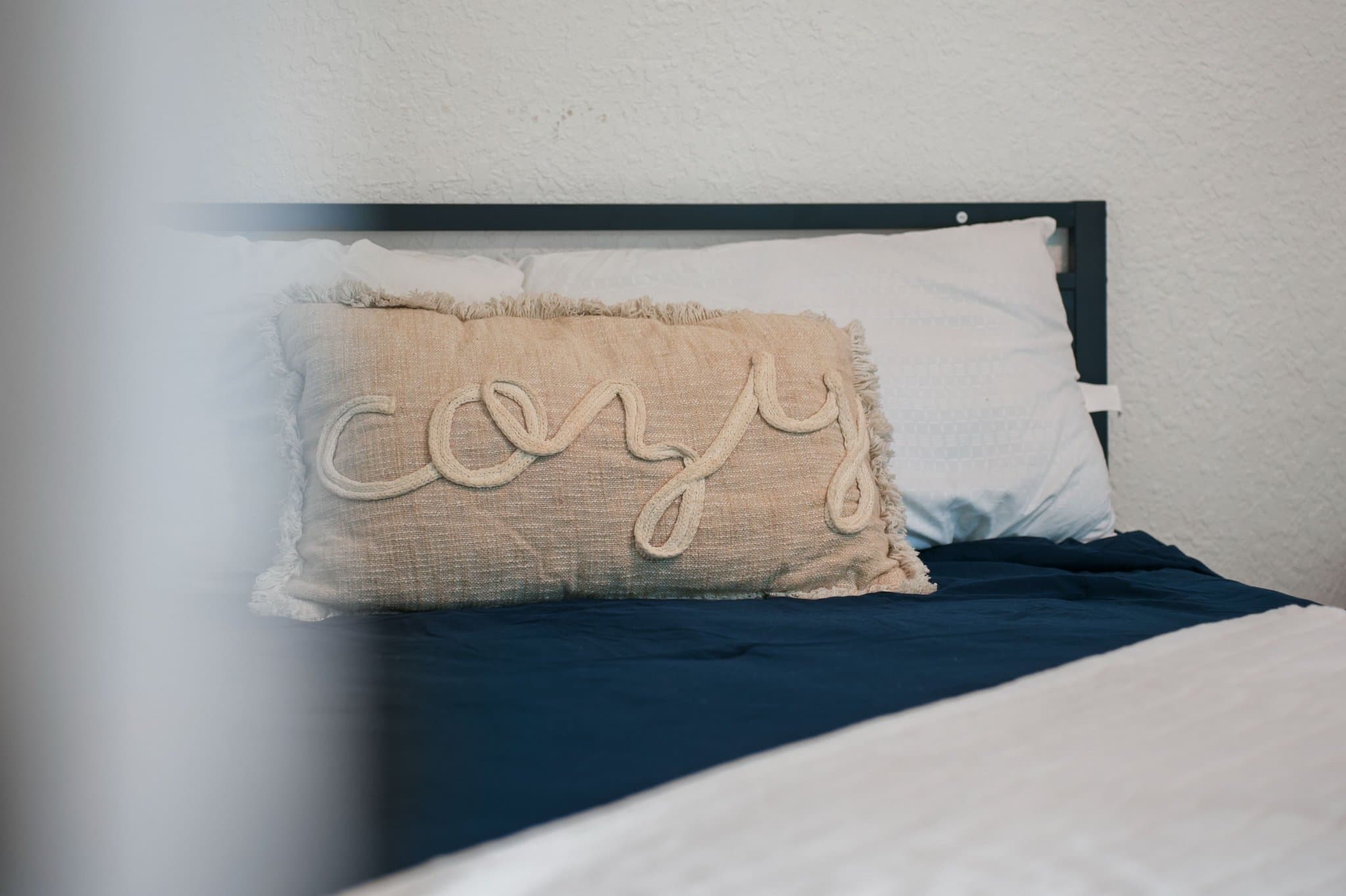 Jacksonville Single Room: 6878 Lenox Avenue
