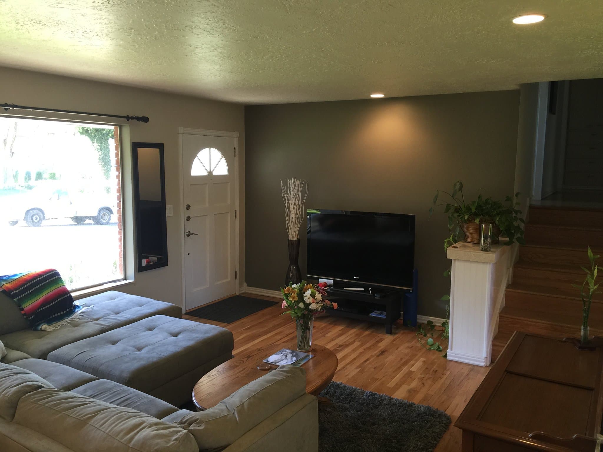 Bountiful House: 167 E 2500 S