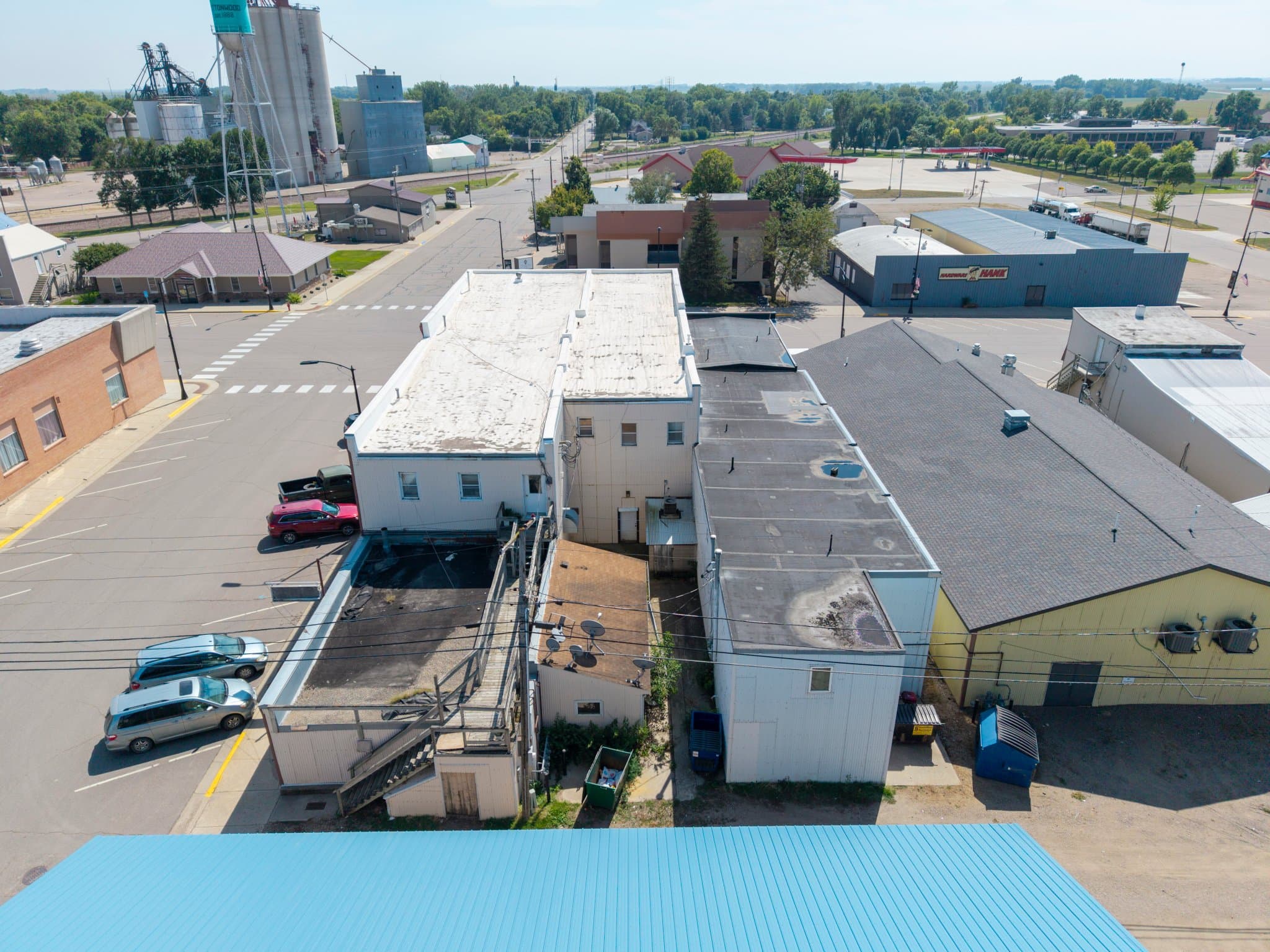 Cottonwood Other: 104 W Main St