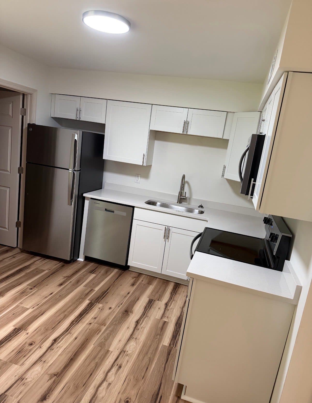 North Charleston House: 7685 Hunters Ridge Ln