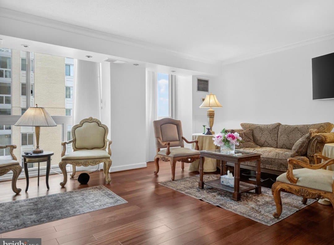 Chevy Chase Condo: 4601 N Park Ave