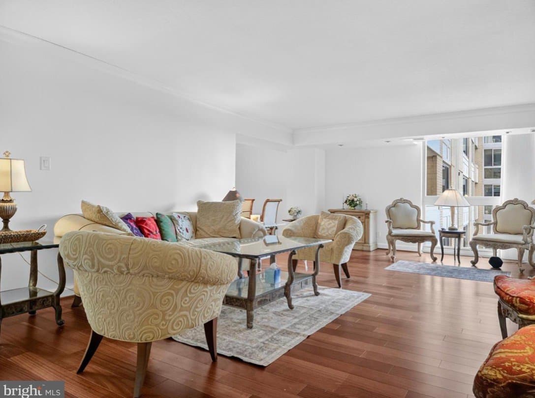 Chevy Chase Condo: 4601 N Park Ave