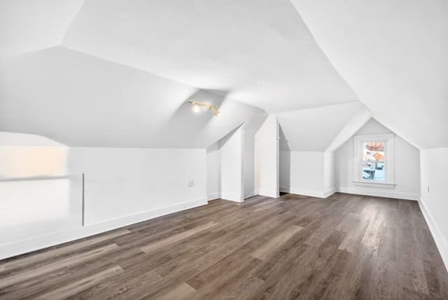 Glassport House: 727 Vermont Ave