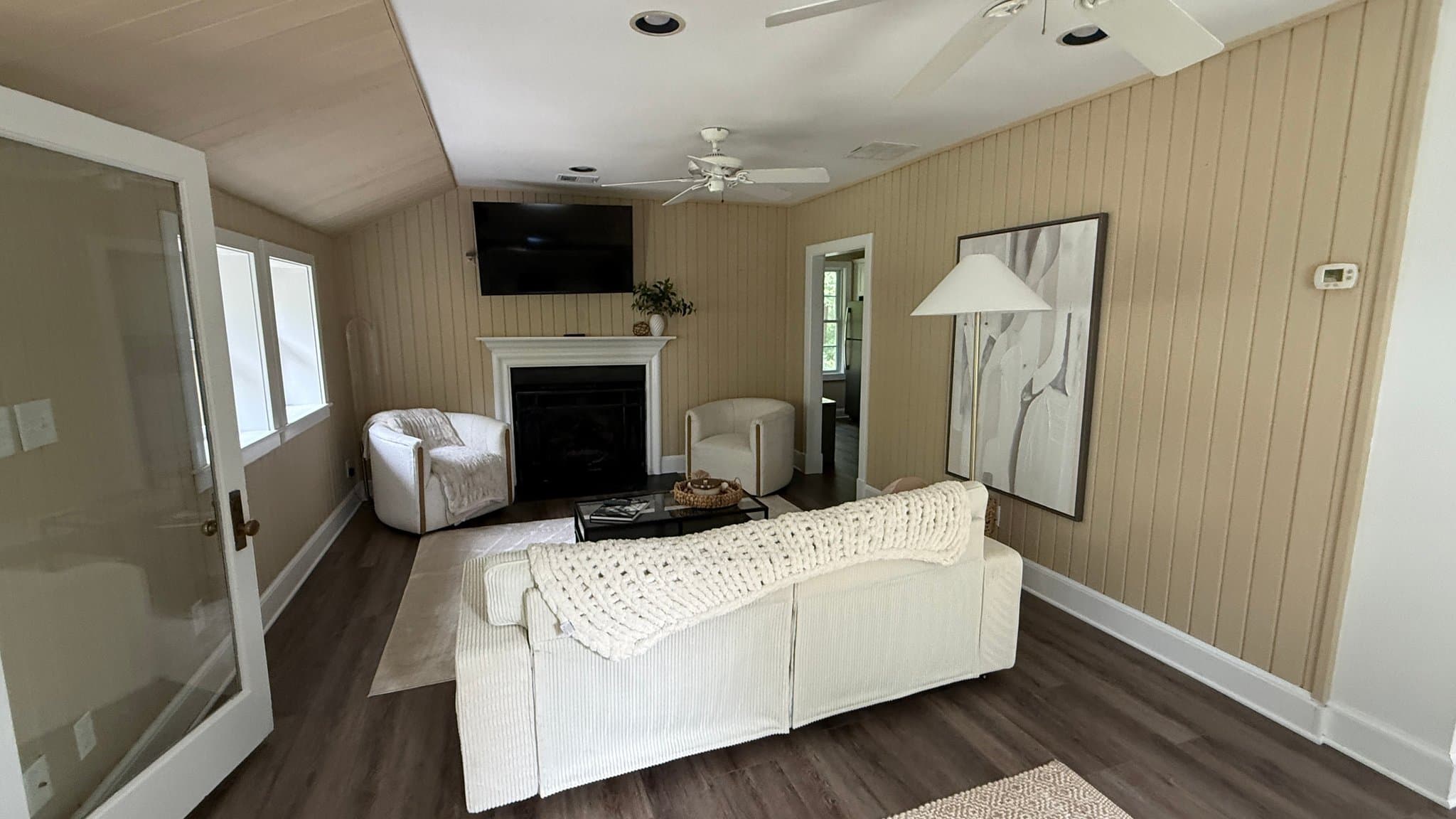 Crownsville House: 702 Defense Hwy