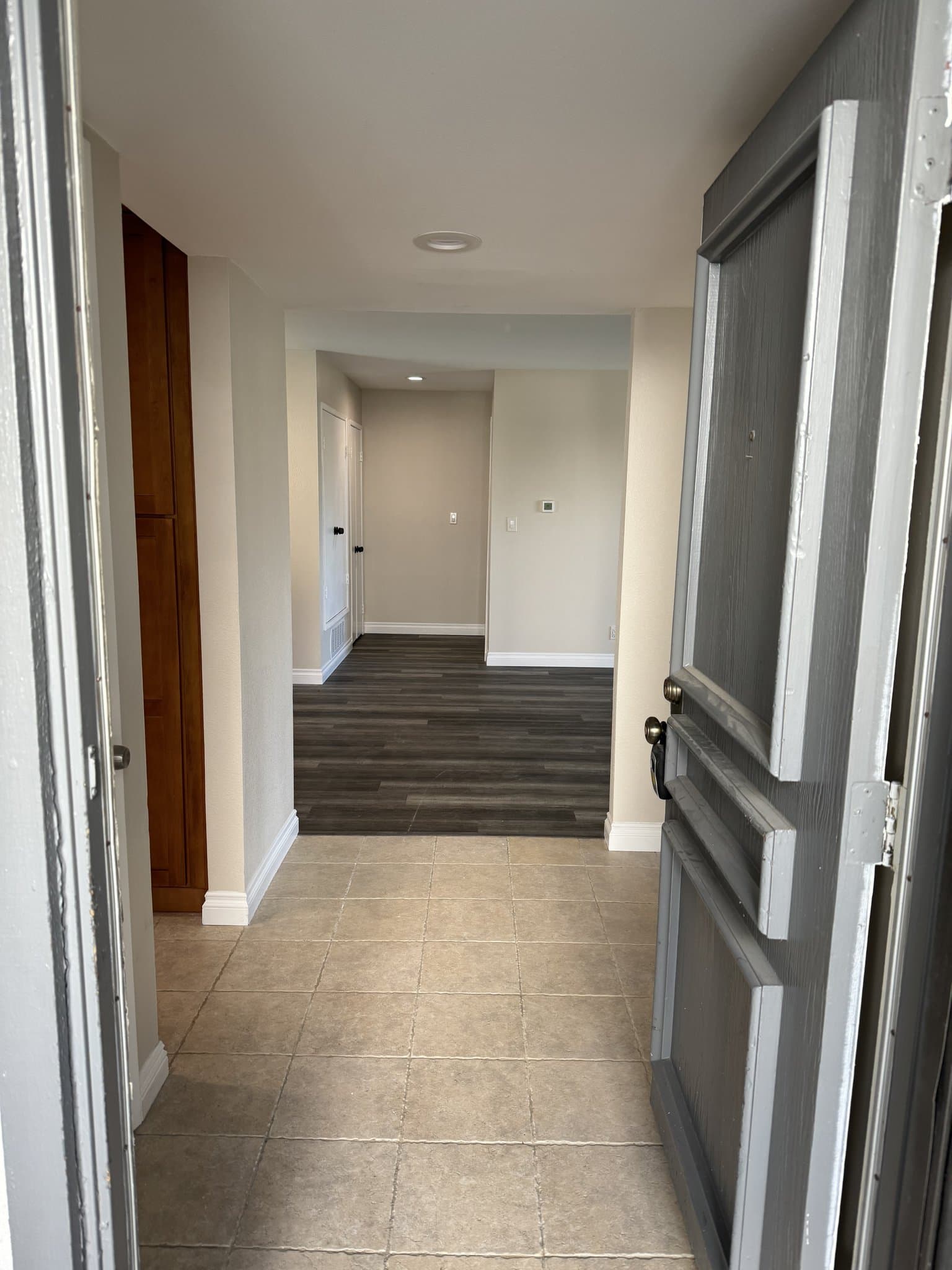 Anaheim Condo: 465 South Ranch View Circle