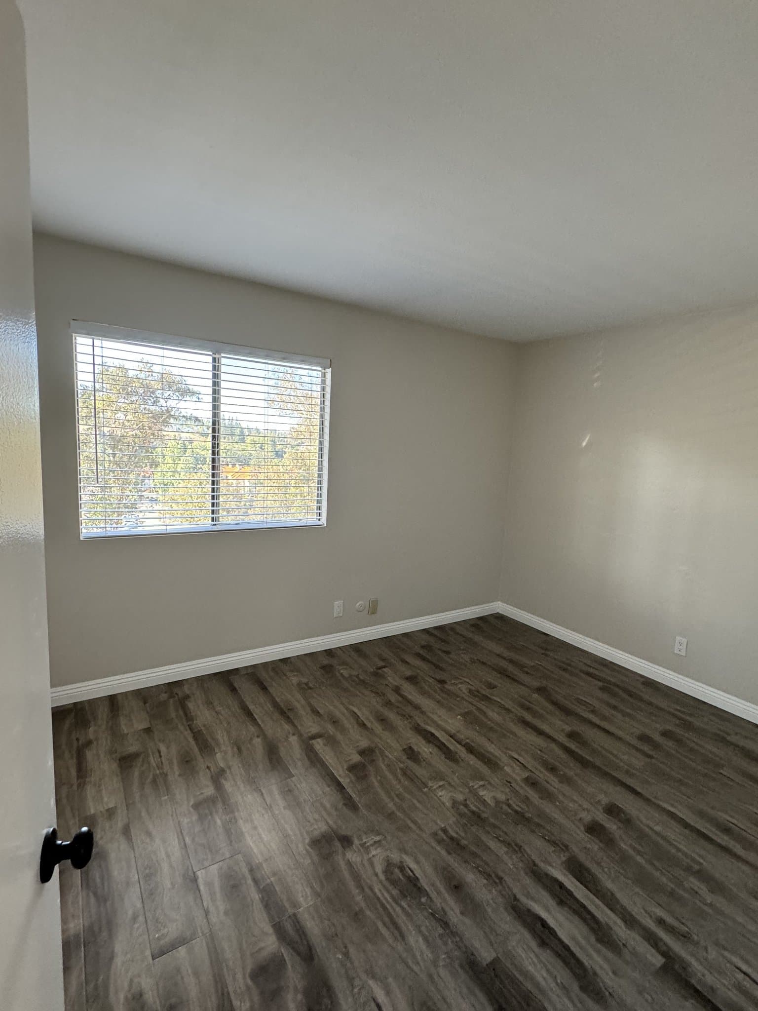 Anaheim Condo: 465 South Ranch View Circle