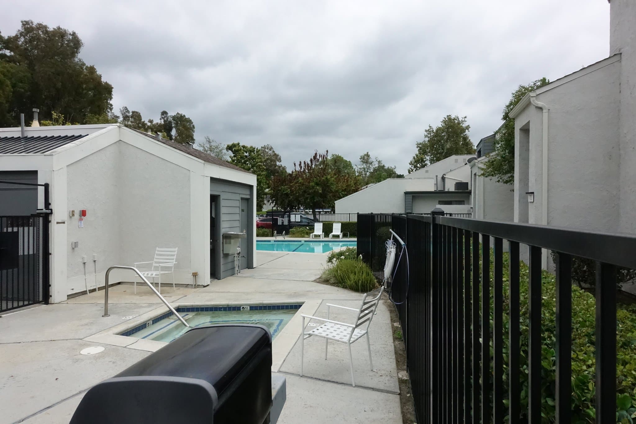 Anaheim Condo: 465 South Ranch View Circle