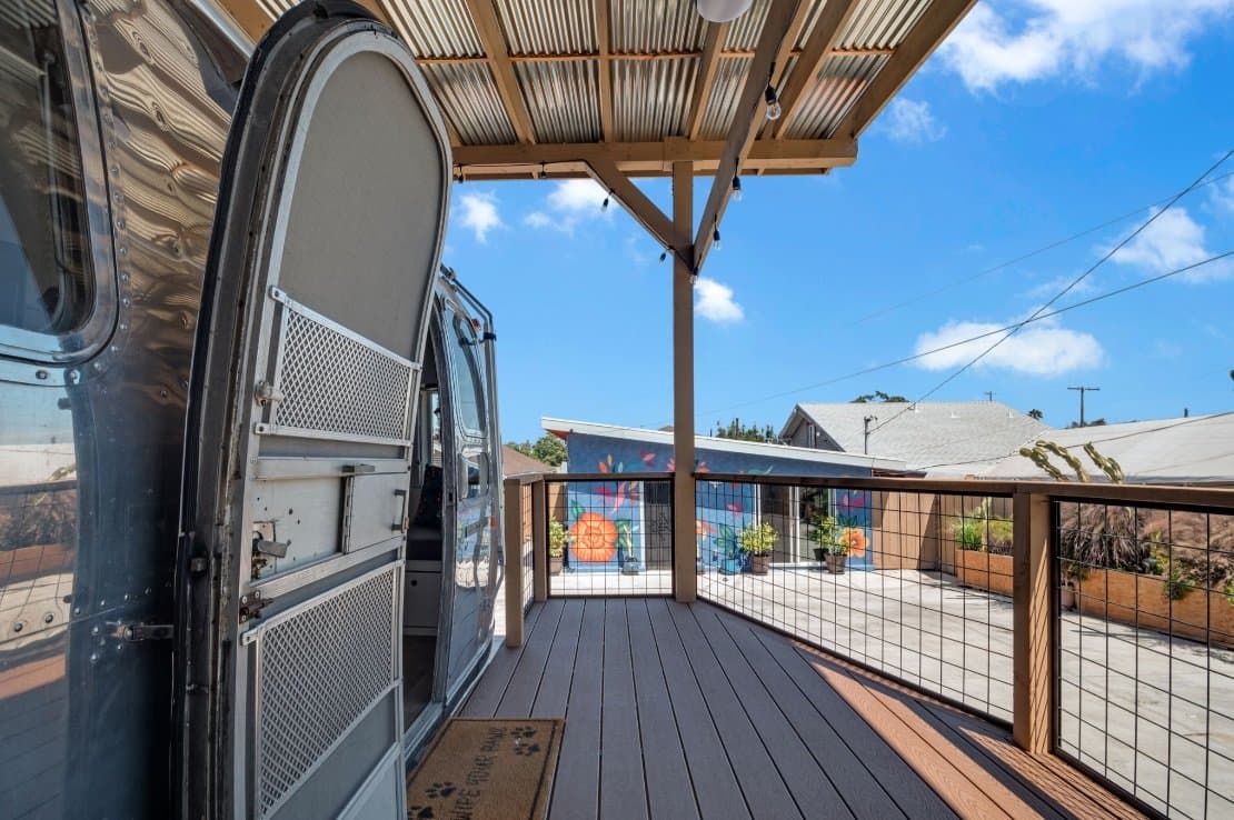 San Diego House: 2073 Franklin Ave