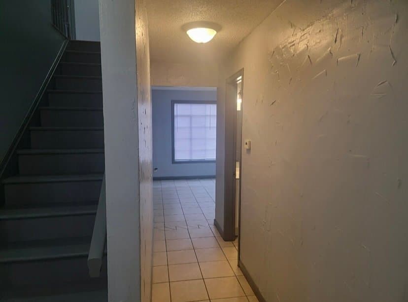 Oklahoma City House: 817 NE 81st St