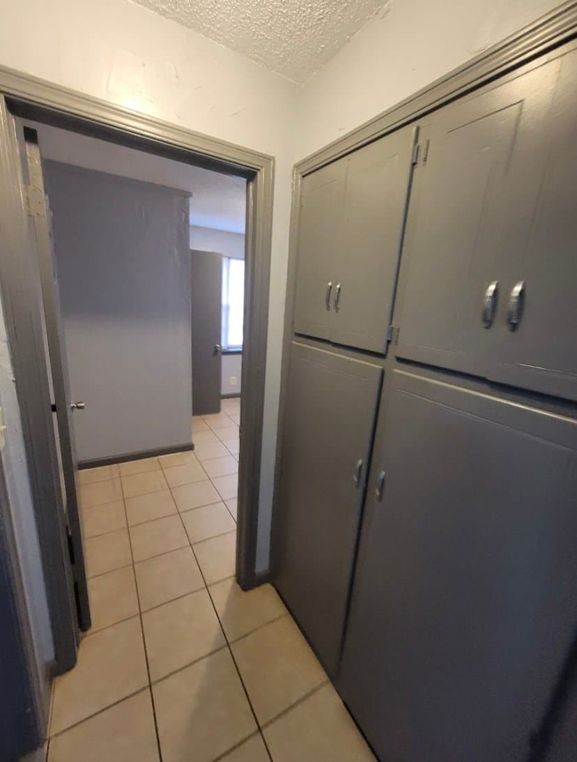 Oklahoma City House: 817 NE 81st St