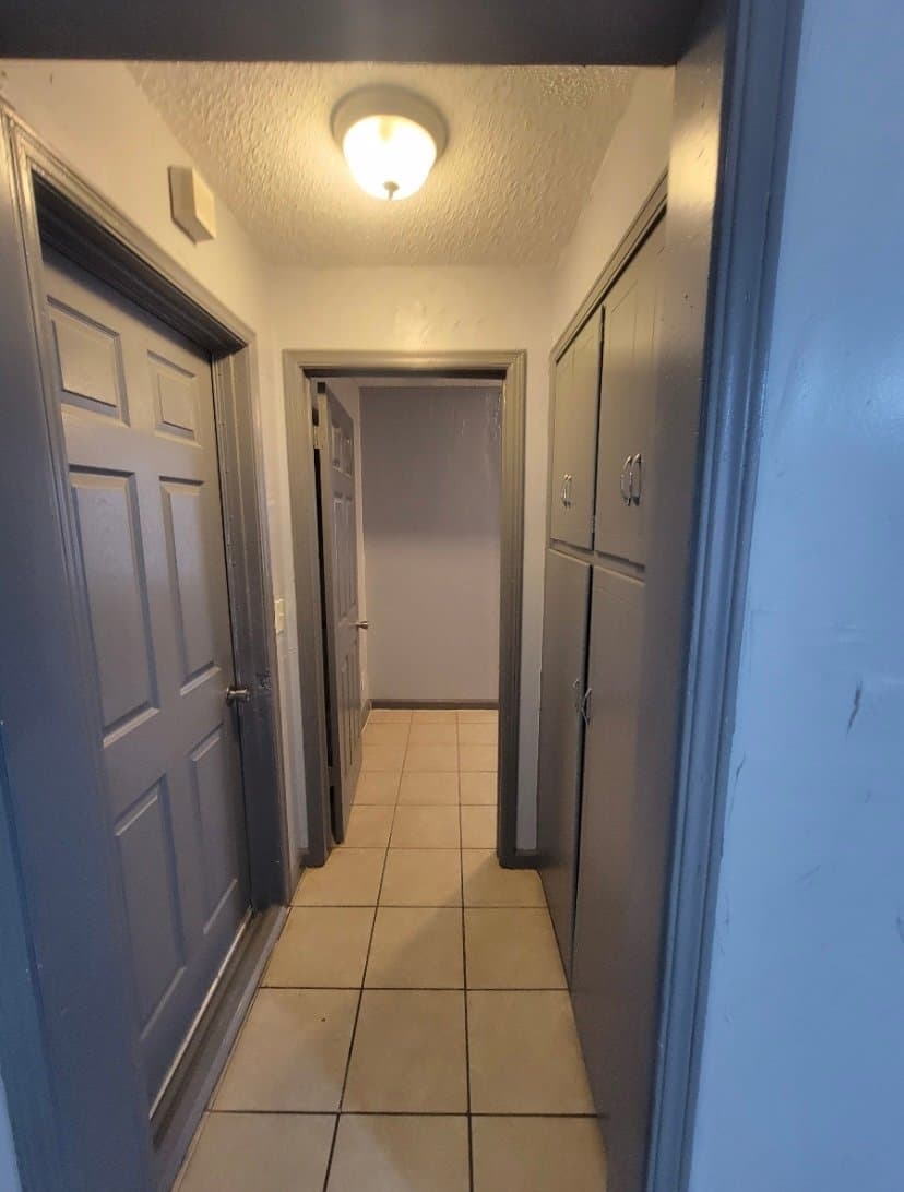 Oklahoma City House: 817 NE 81st St