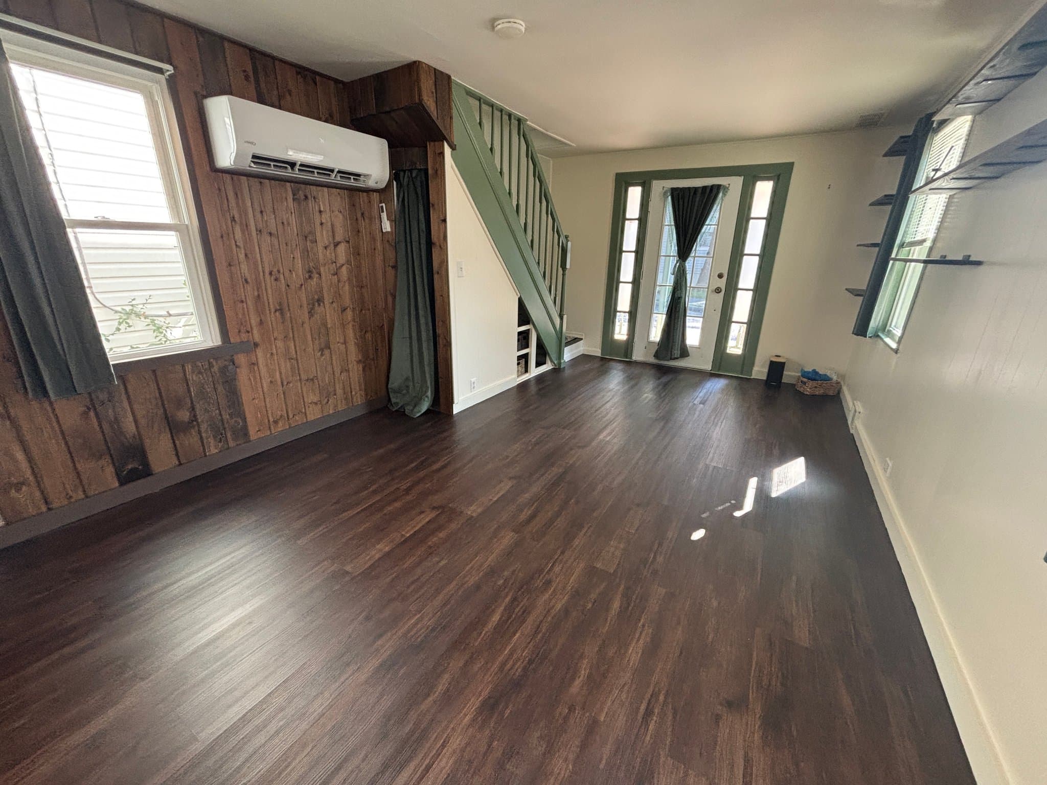Pitman House: 167 West Avenue
