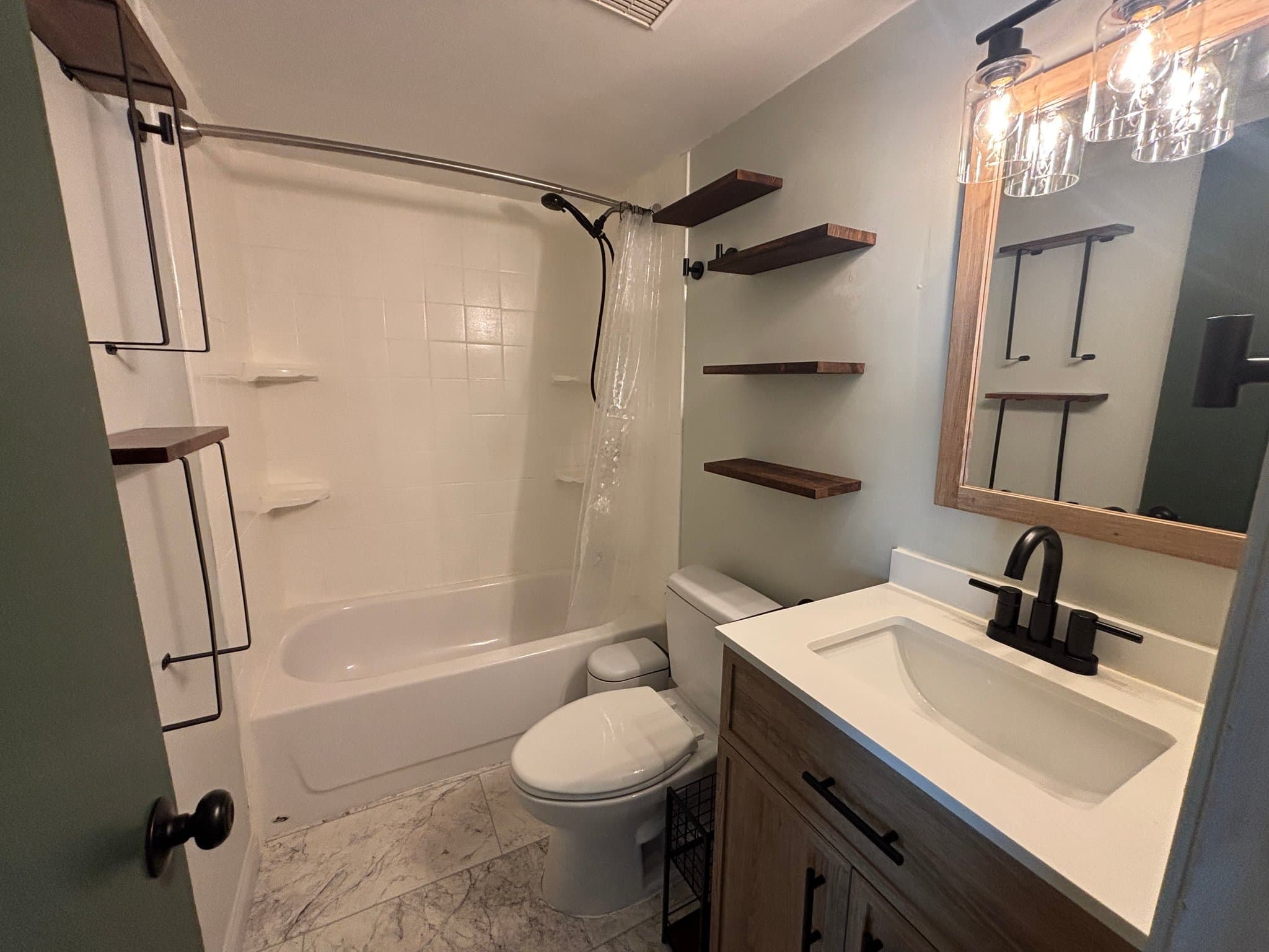 Pitman House: 167 West Avenue