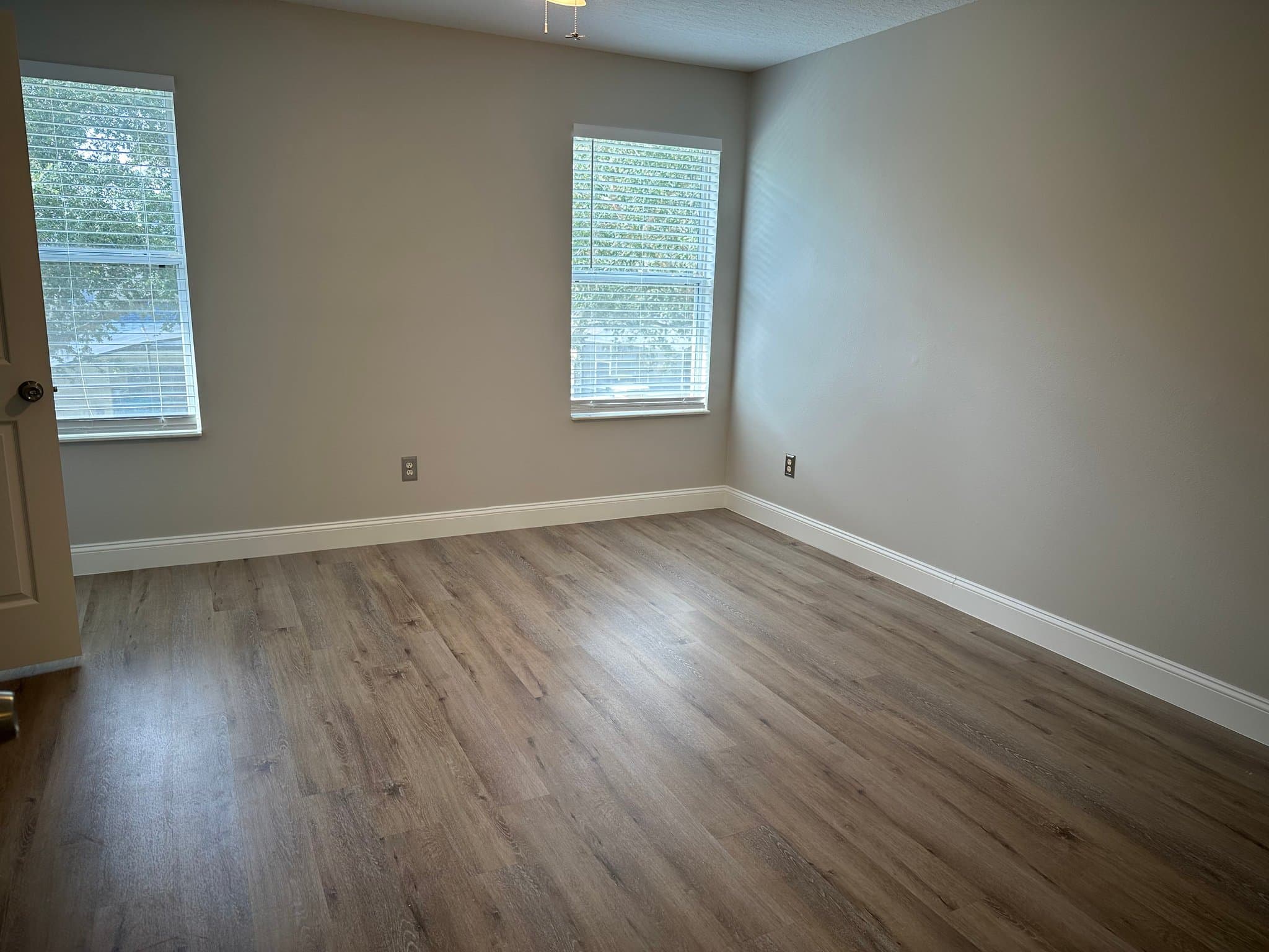 Kissimmee House: 1214 South Beach Circle