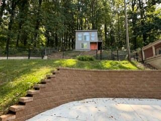 Louisville House: 831 E Cumberland Drive