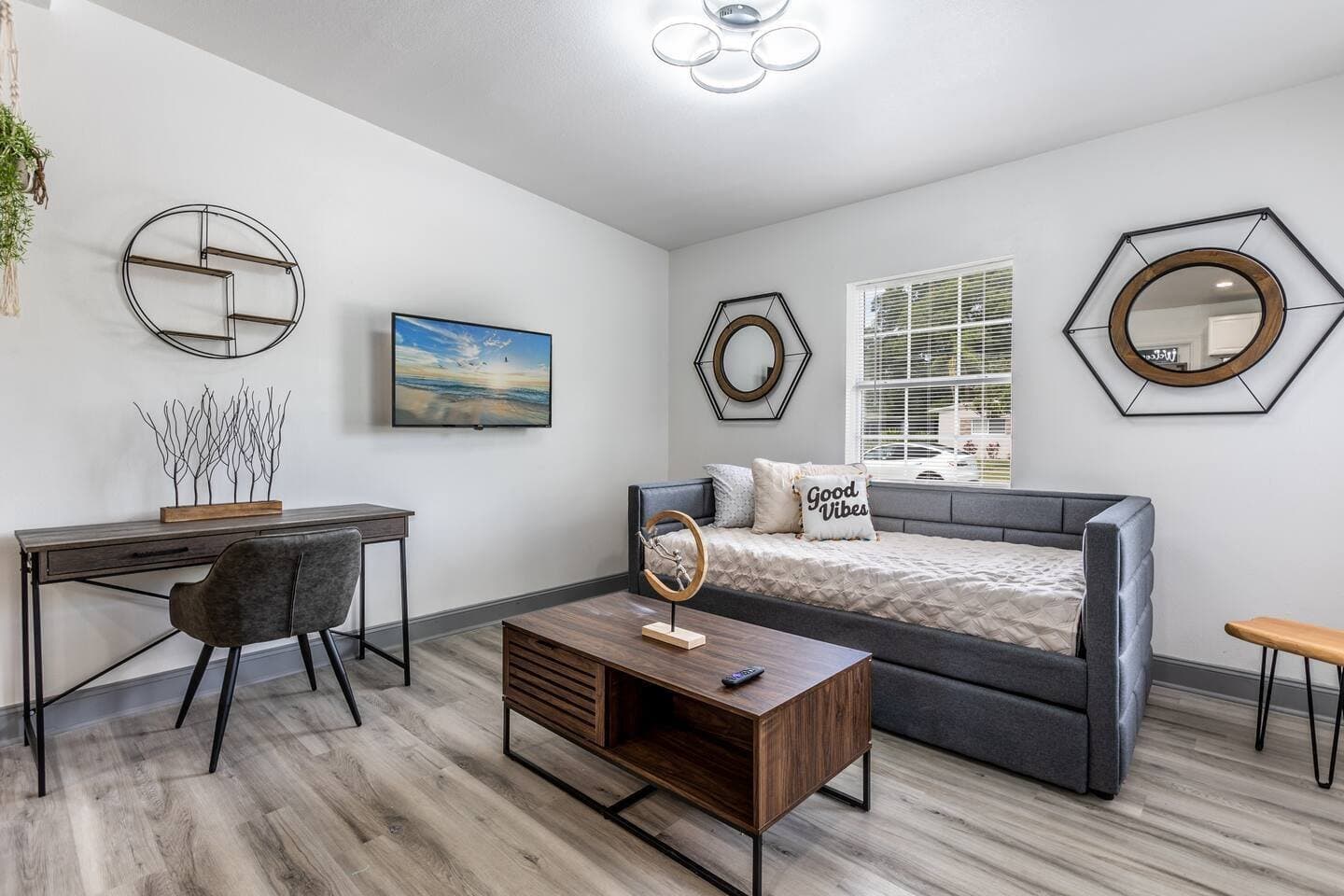 Orlando House: 511 San Juan Boulevard
