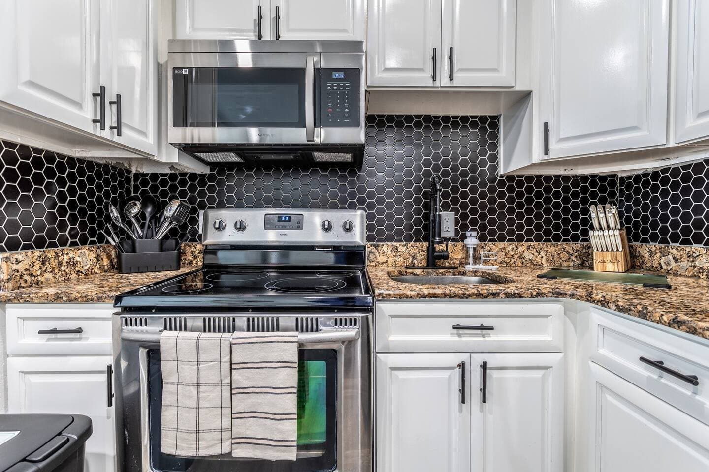 Orlando House: 511 San Juan Boulevard