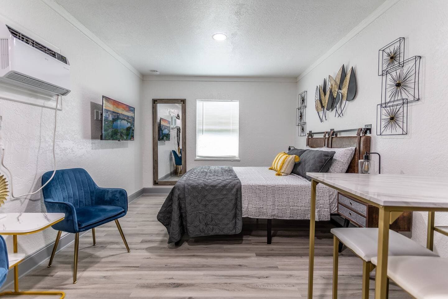 Orlando House: 511 San Juan Boulevard