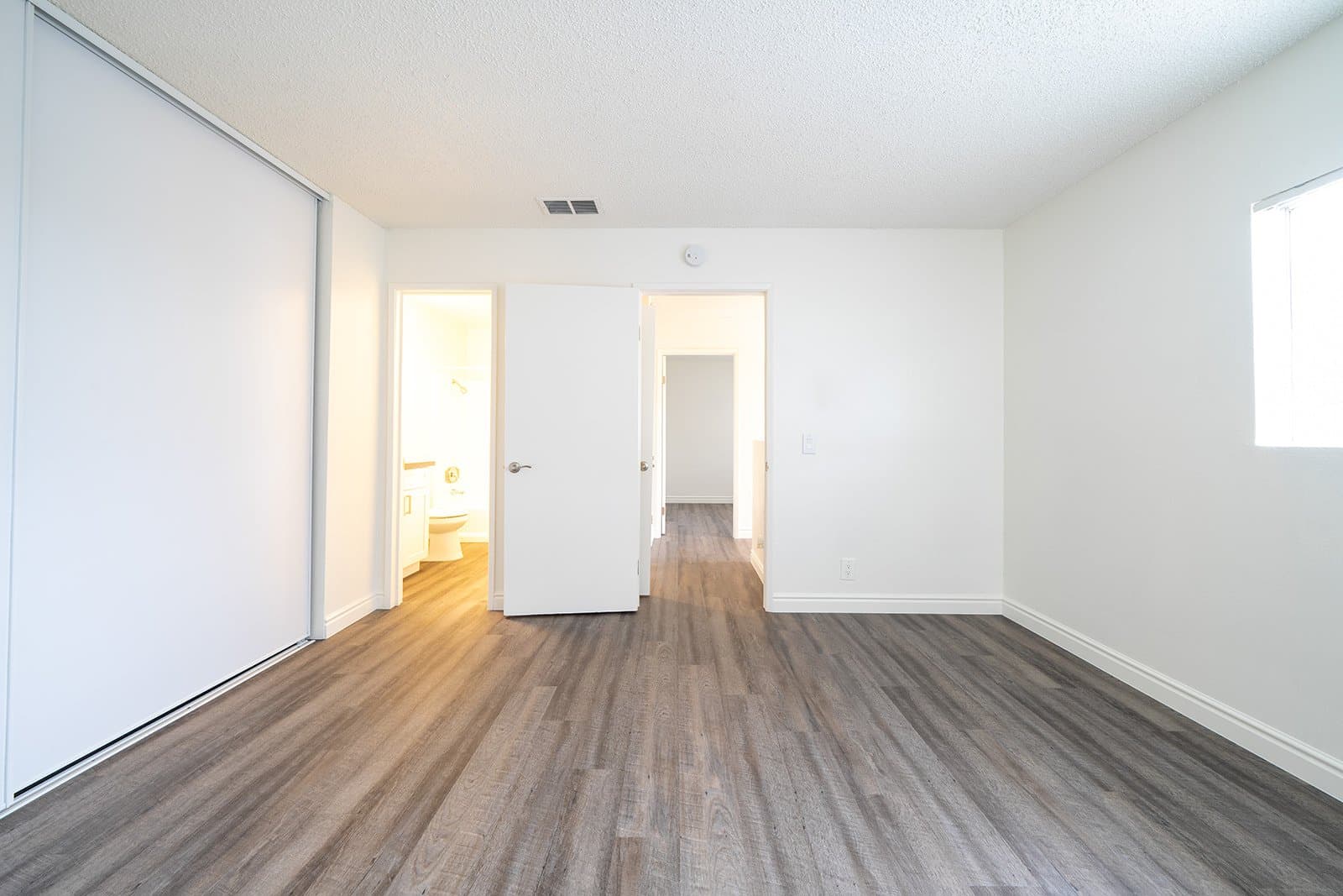 Vista Apartment: 1466 Bonair Road