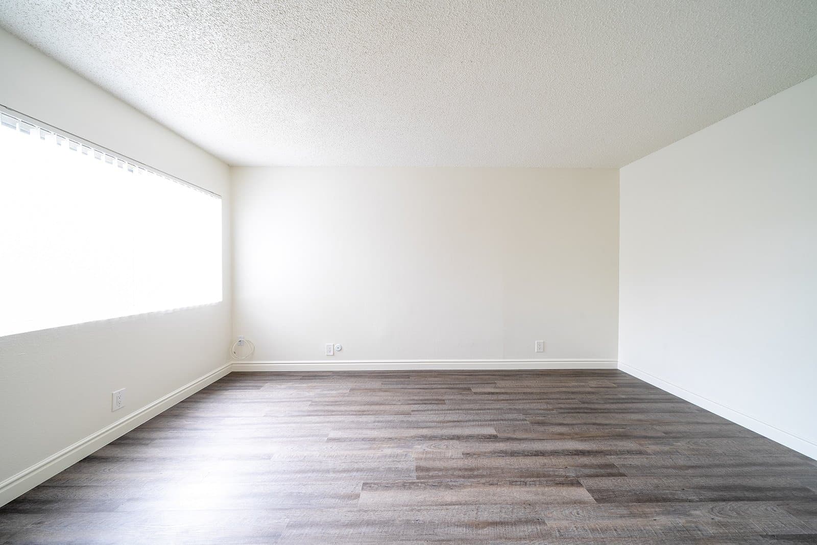 Vista Apartment: 1466 Bonair Road