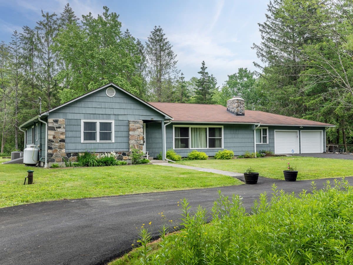 Warren House: 23 Cornwall Rd