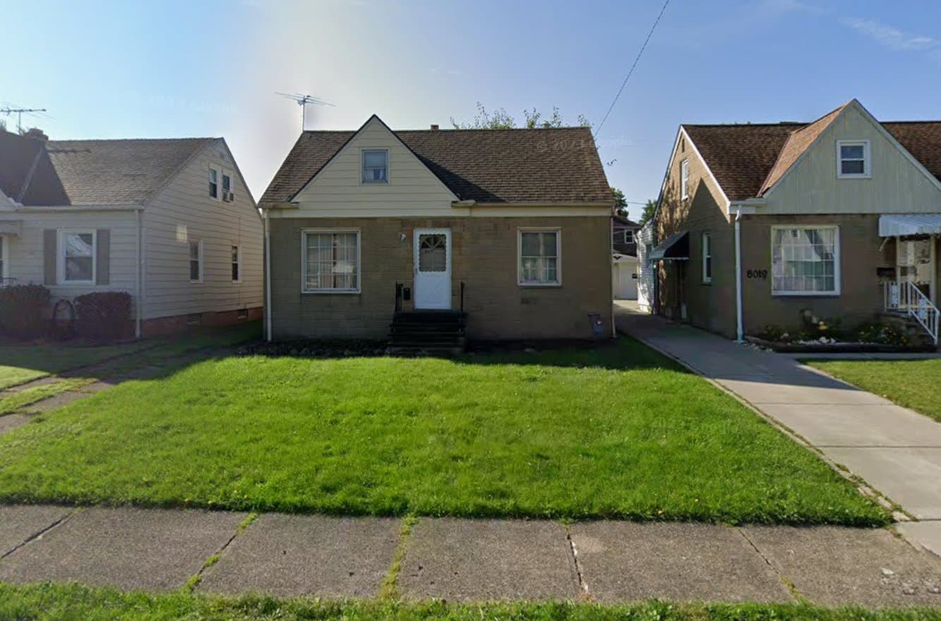 Parma House: 8015 Theota Ave