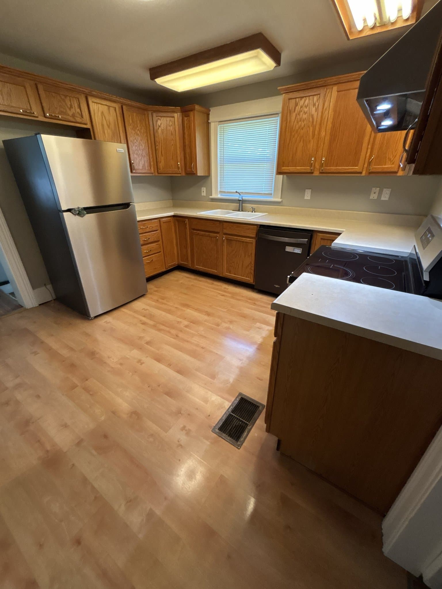 Fort Wayne House: 2106 W Wallen Road
