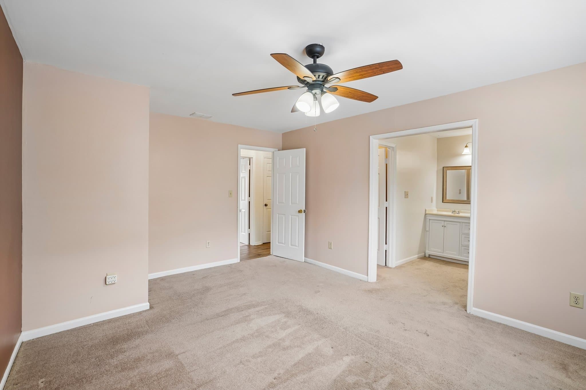 Atlanta House: 708 Joseph E Lowery Blvd SW