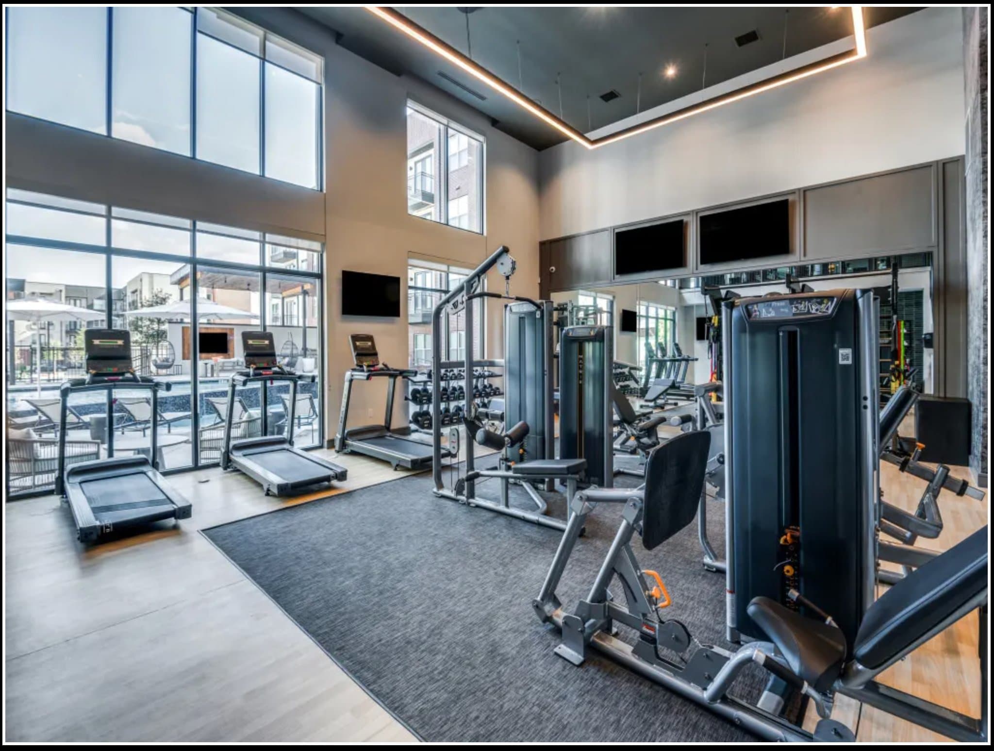 Arlington Apartment: 2811 S. Cooper Street