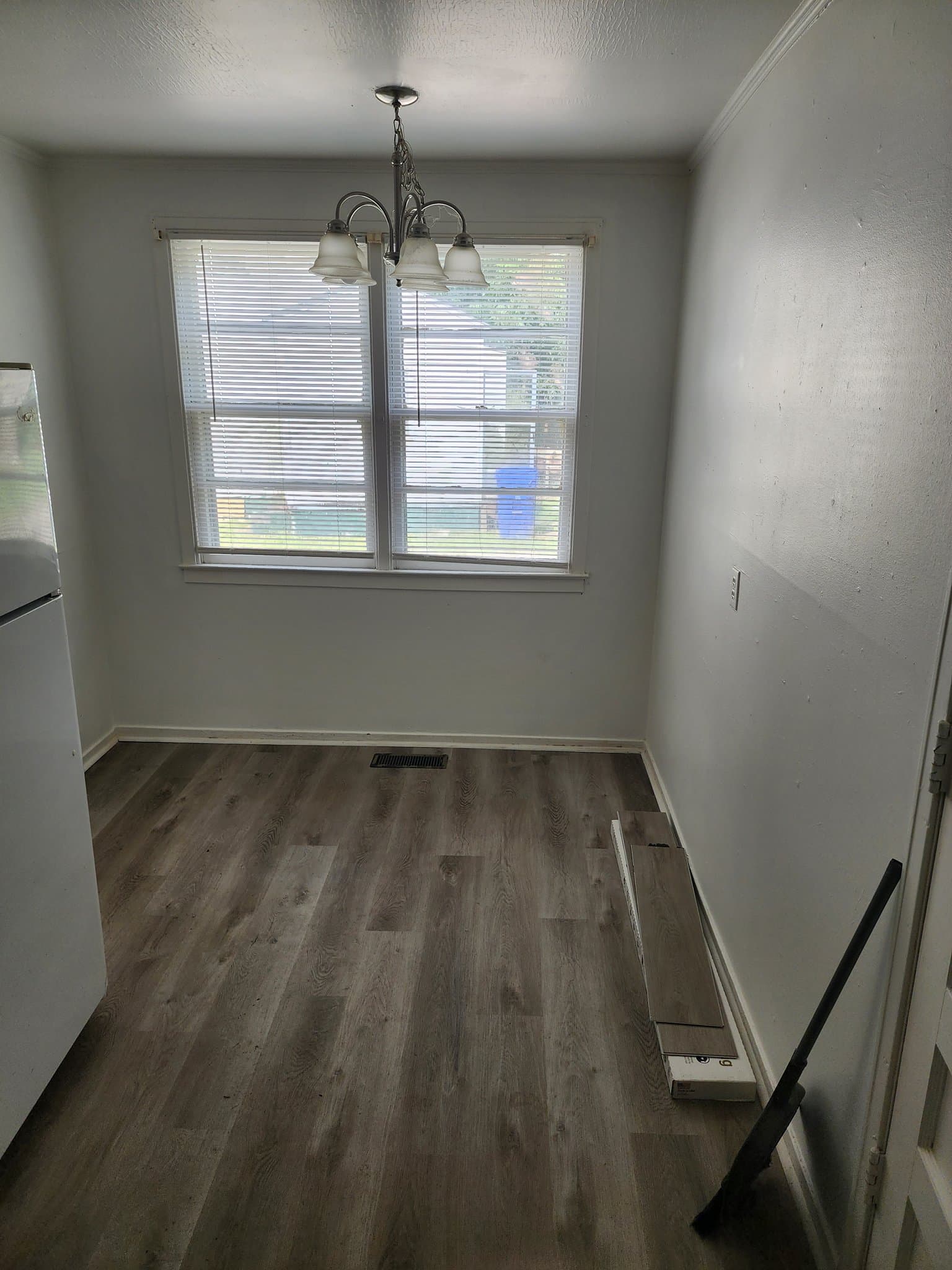 Kinston House: 2312 Briarfield Rd